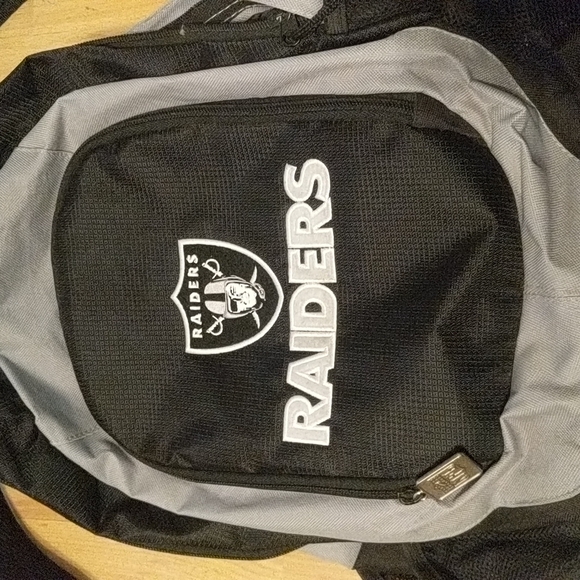 RAIDERS BACKPACK. - Picture 2 of 4